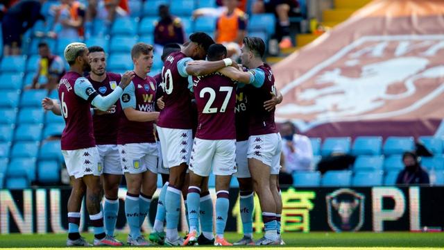 TA评选明年世界杯百大球星：梅西仅第八！C罗高居第25！（TA公布下届世界杯百大球员榜：梅西第8，C罗第25）