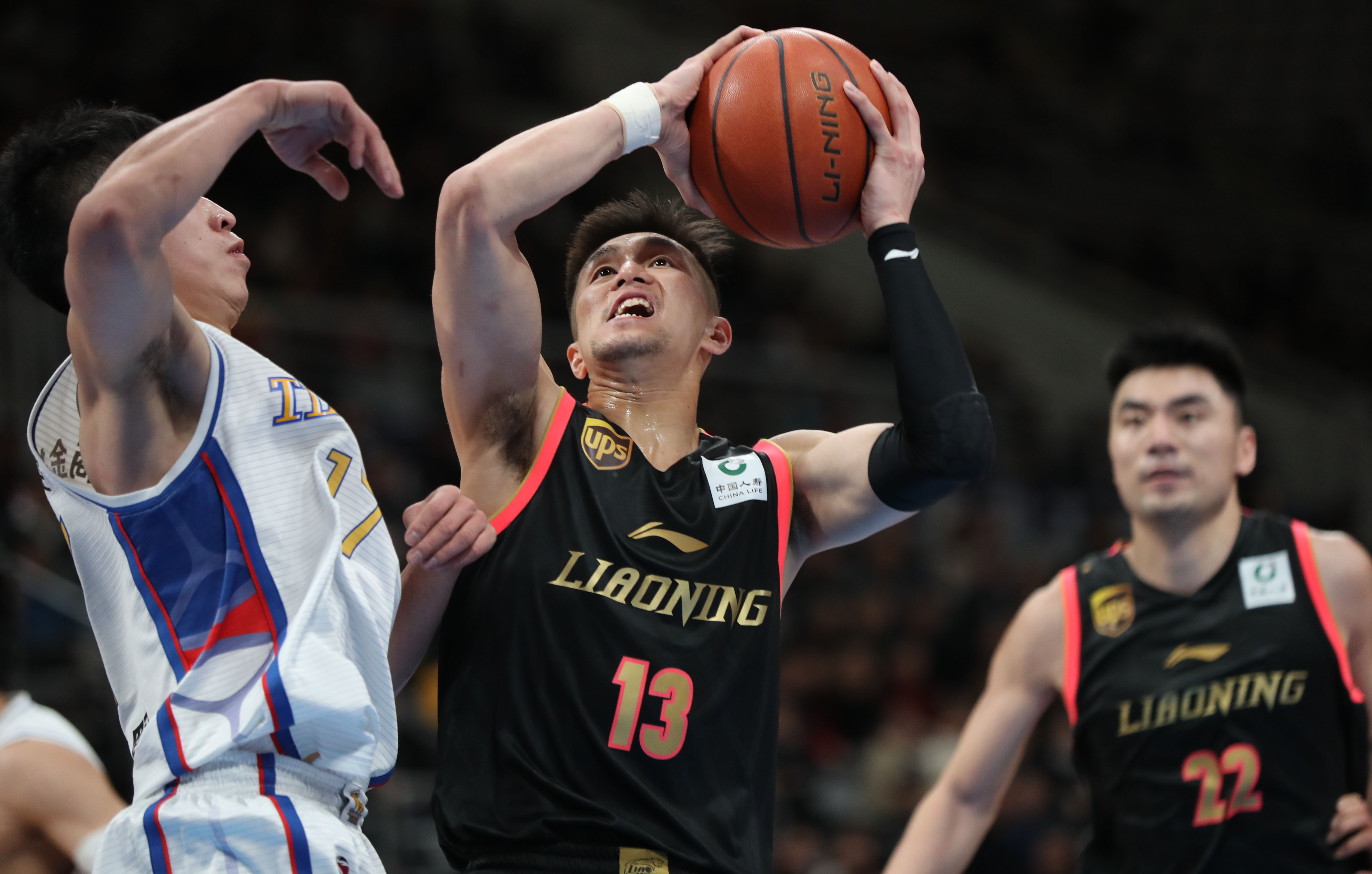 美职联主席：萨拉赫应该联系梅西或穆勒，看看他们在这多开心（美职联主席建议萨拉赫联系梅西或穆勒，看看他们在这儿有多开心）