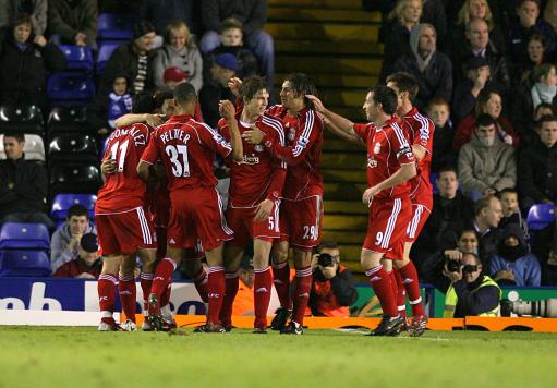 广东男篮二年级小朋友杨溢的未来就是现在！（广东男篮二年级生杨溢，未来已来！）