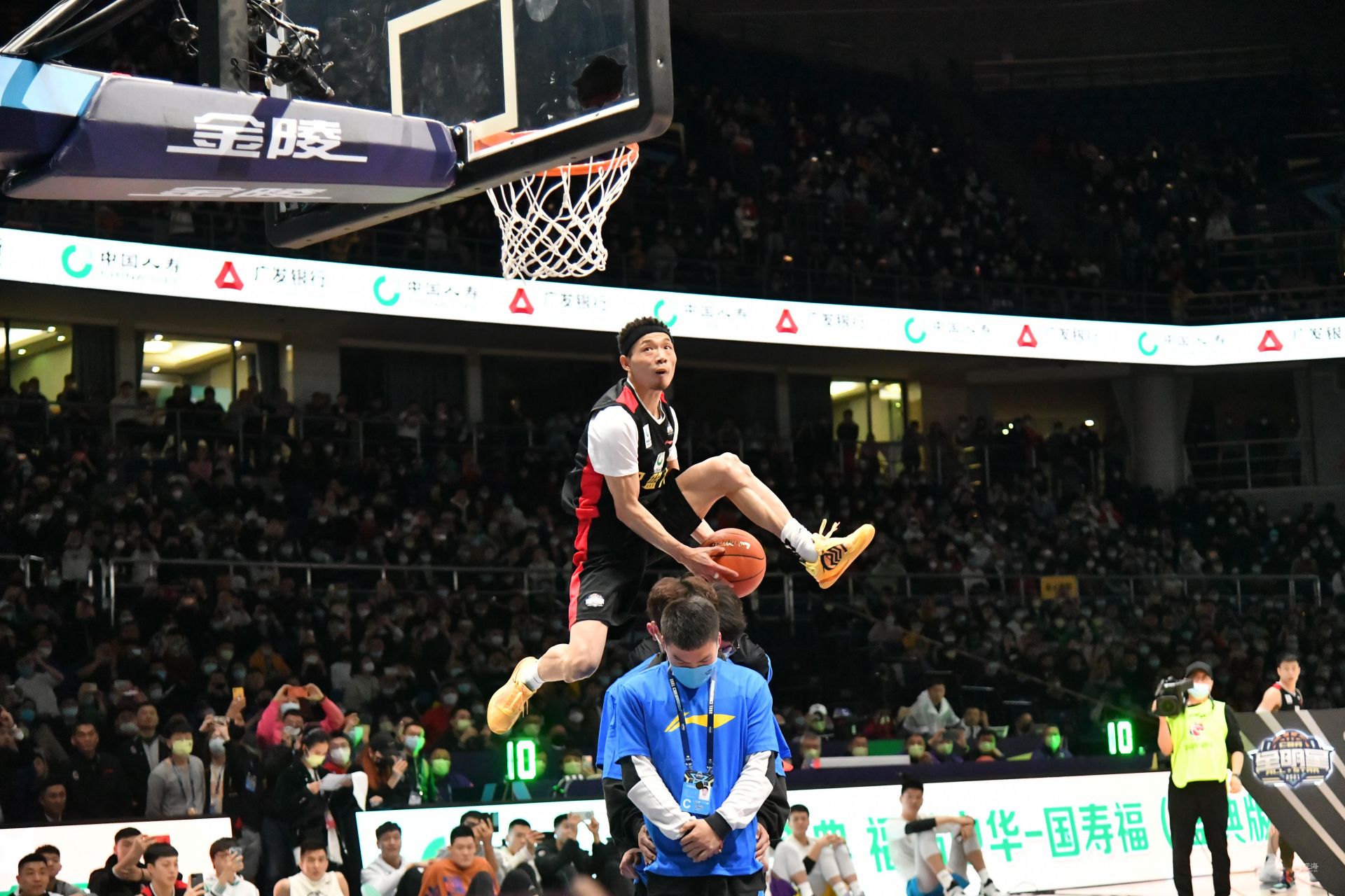 中的重要作 中的重要作