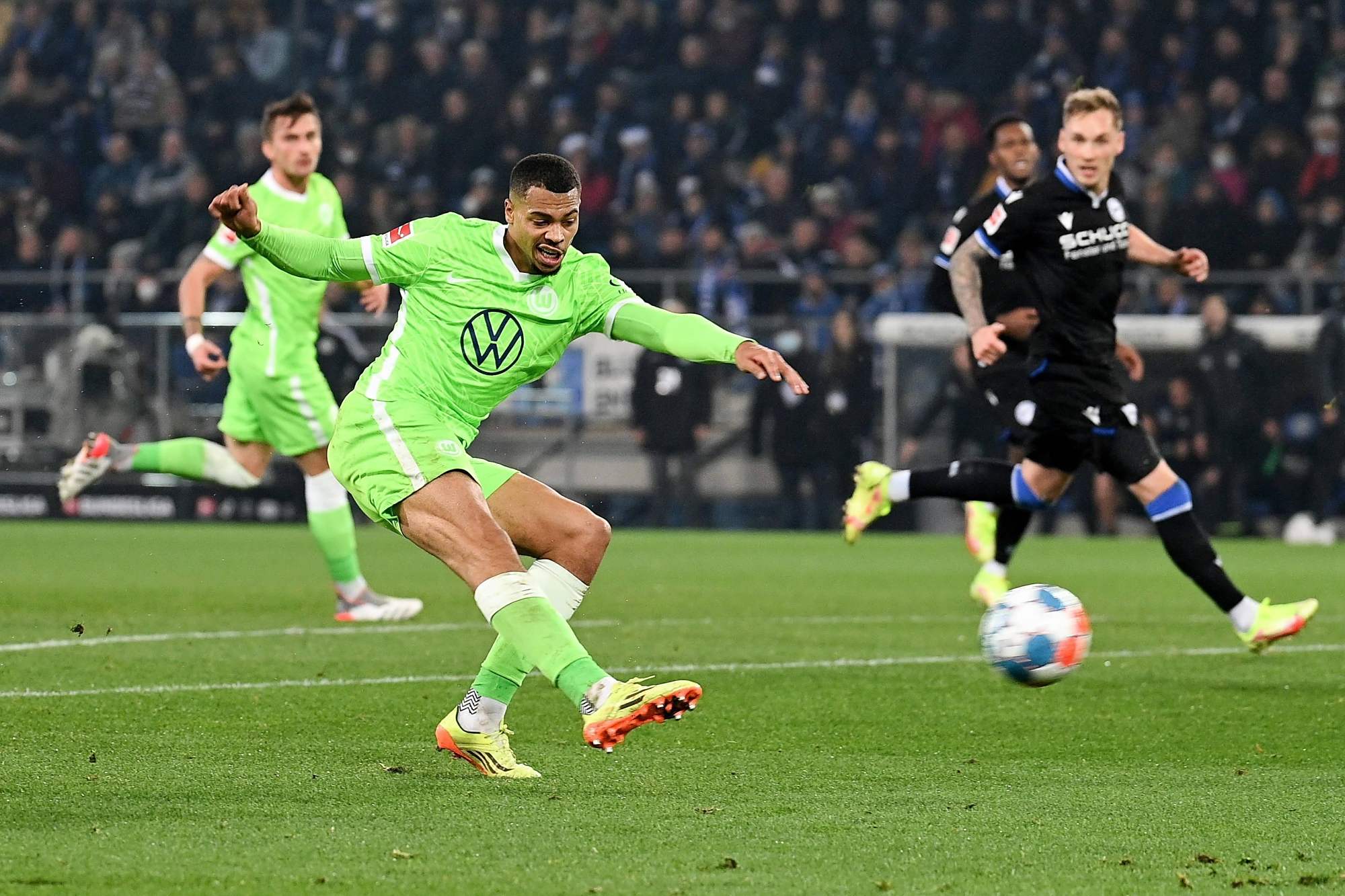 取得无数荣 取得无数荣